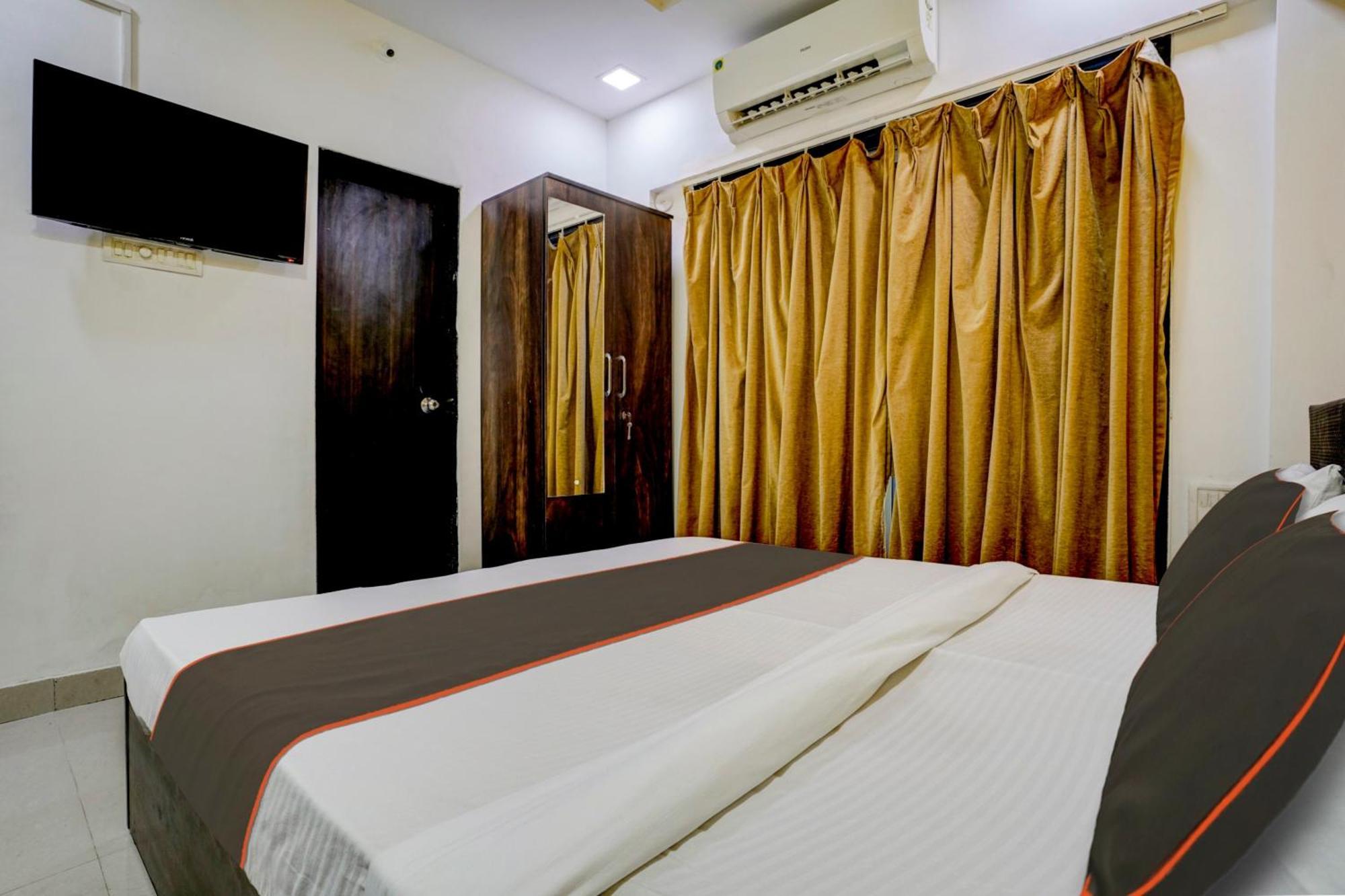 Rio Corporate House Hotel Мумбай Екстериор снимка