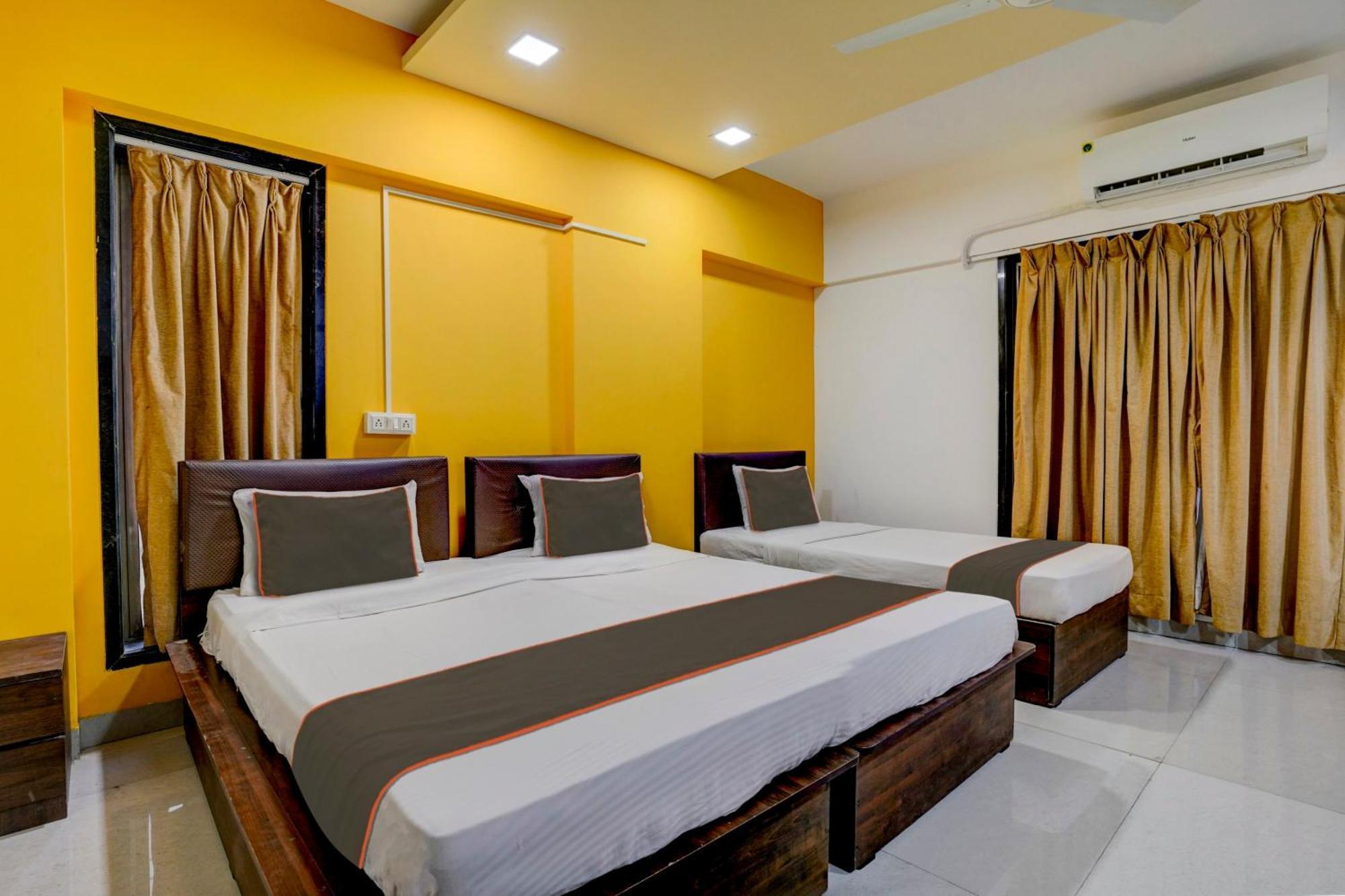 Rio Corporate House Hotel Мумбай Екстериор снимка